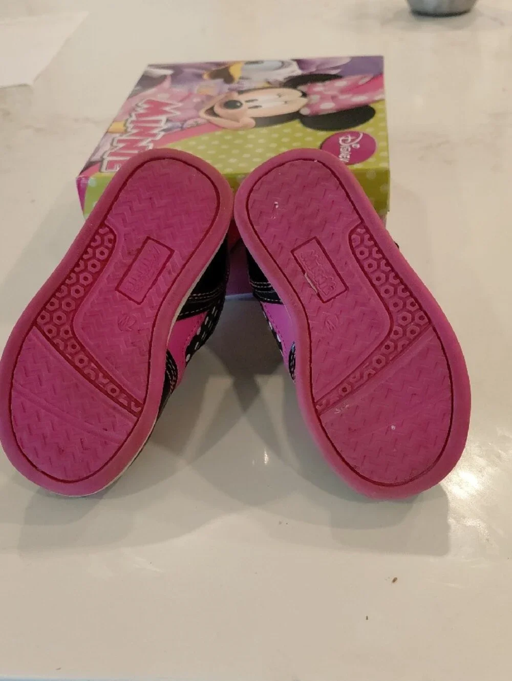 Disney Black and Pink Girls' Slip-On Sneakers with Minnie Accents..SIZE 7W